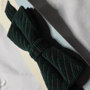 Class Club Dark Green Bow Tie
